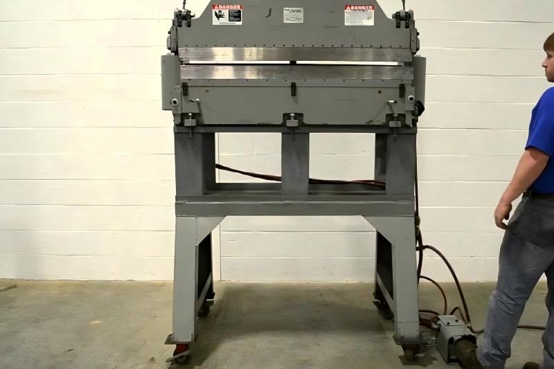 Pneumatic Press Brakes