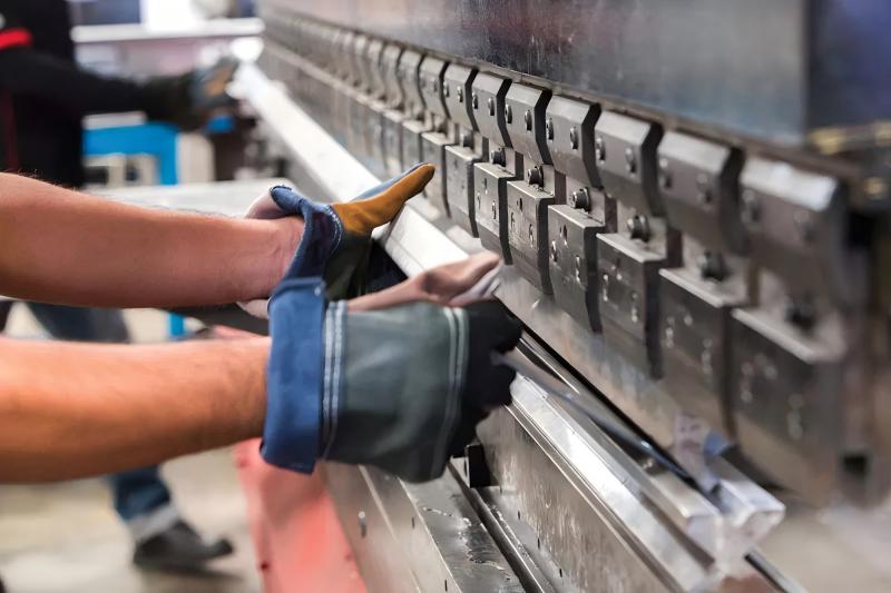 Pascal’s Law Powers Your Press Brake