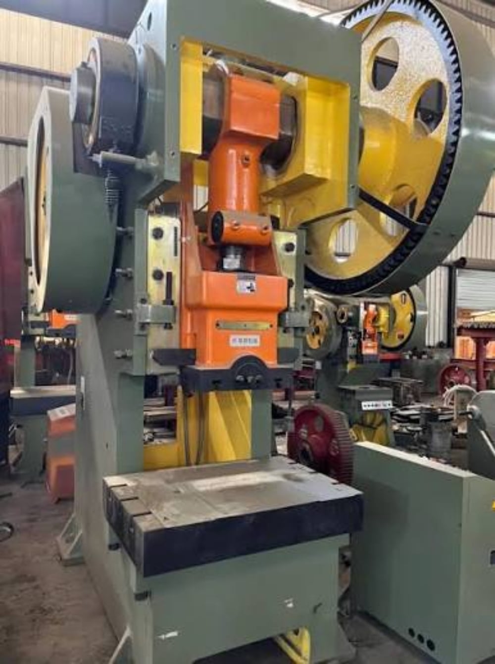 Punching Machine Tooling and Die Maintenance